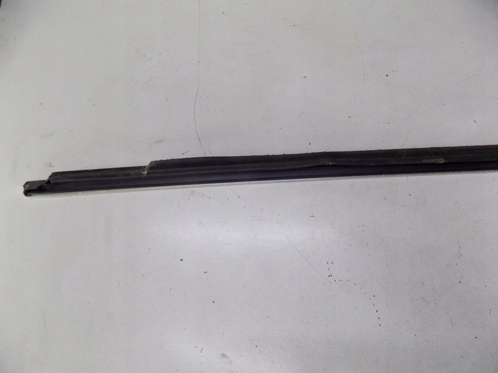 фото №5, Peugeot 5008 i молдинг ущільнювач лівий задня