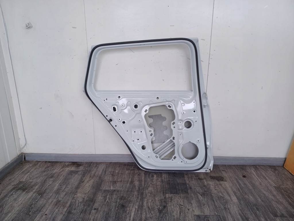 фото №15, Двері ------- skoda octavia iv kombi ------ задні ліва ------