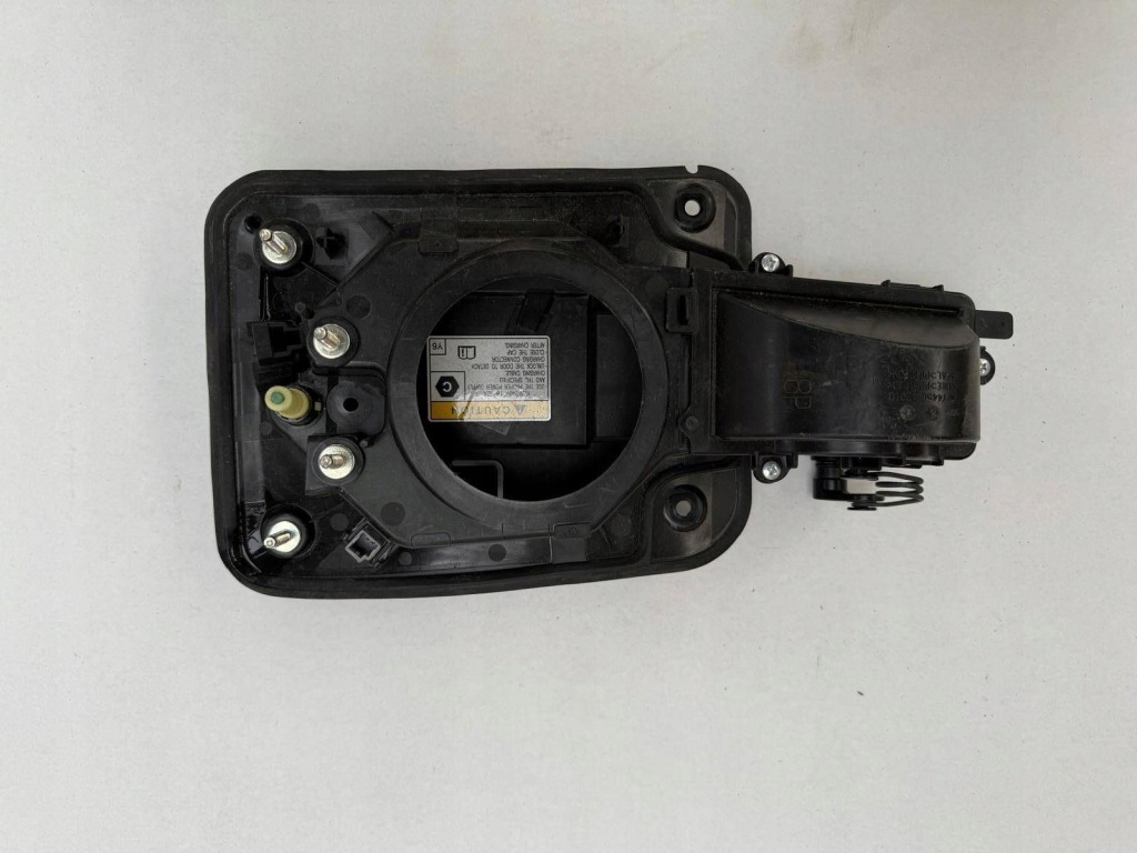 Купить Toyota rav4 rav 4 20- крышка зарядки plug in заливная горловина 58409-42010