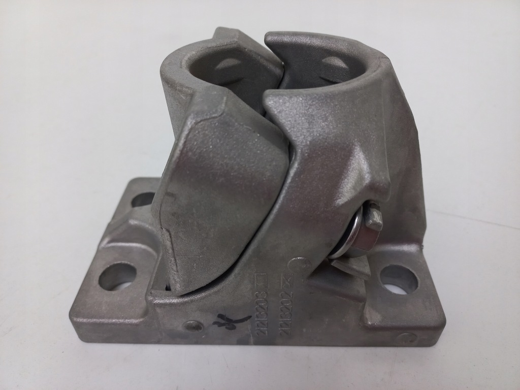 фото №9, Оригинальный новый кронштейн кронштейн заднего крыла volvo fh 4 fh 5 fh 13