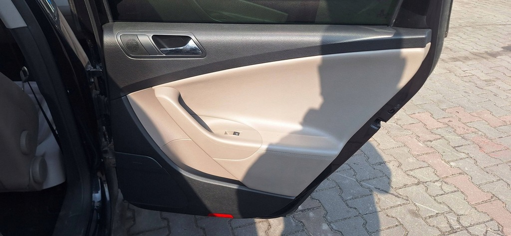 фото №8, Volkswagen passat b6 2006 сиденья / заднее сиденье / обшивки / комплект