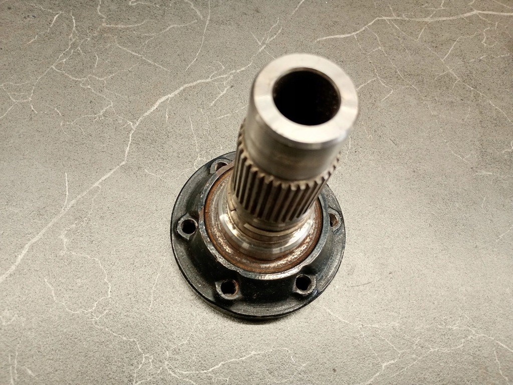 фото №1, Фланец редуктор mercedes w166