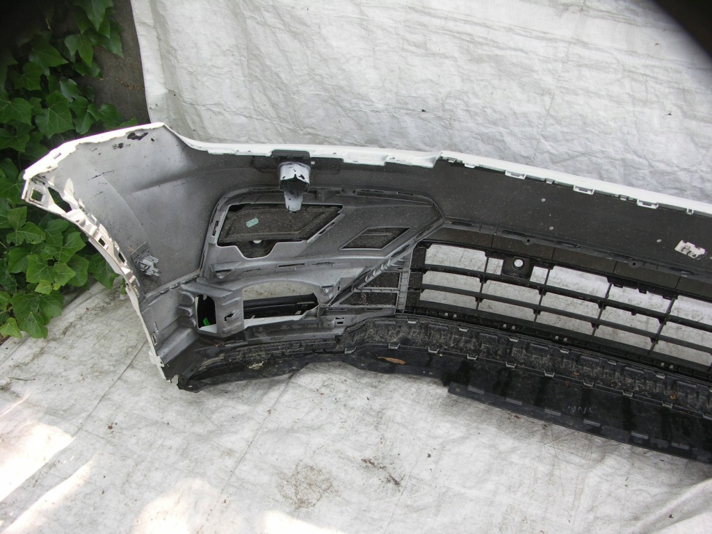 фото №8, Vw tiguan 2 ii 5n r-line 16- бампер передний r-line решётка радиатора kielce-gliwice