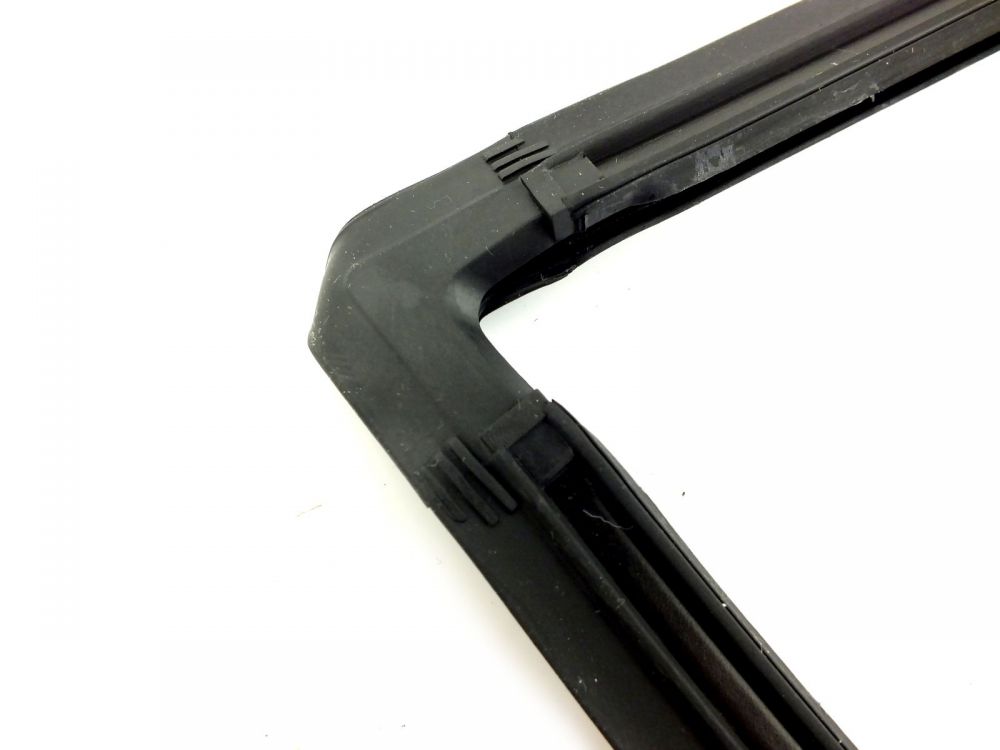 фото №10, Оригінальна прокладка задній скло верхній bmw e39