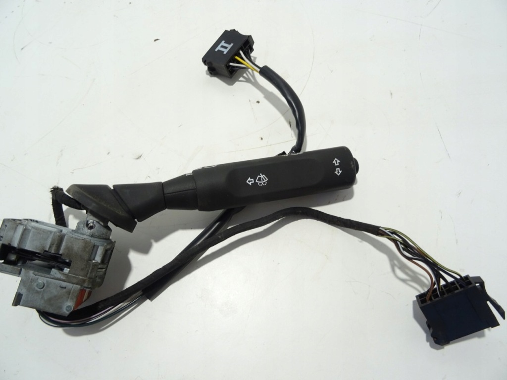 фото №1, Переключатель поворотники mercedes-benz 815d