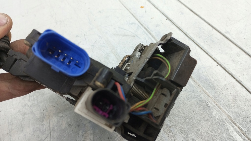 фото №5, Замок дверь левый перед vw phaeton i 3d1837015a