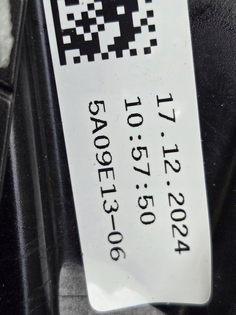 фото №8, Молдинг захист впуск повітря крила перед сторона ліва bmw 4 i4 g26 5a09e13