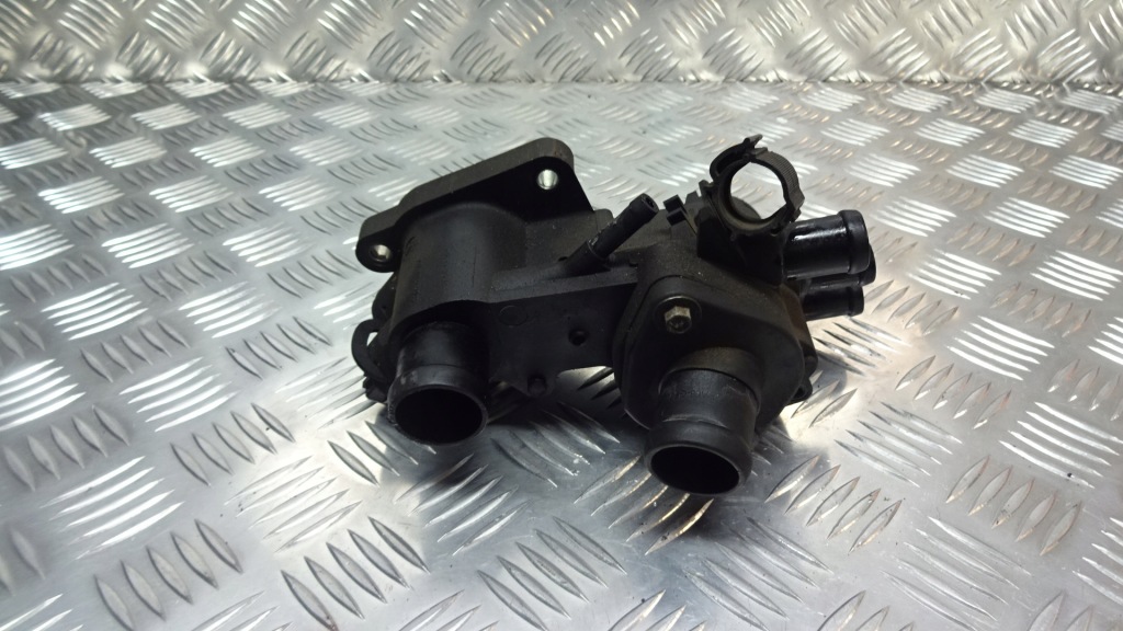 фото №1, Корпус термостата seat ibiza iii 1.4