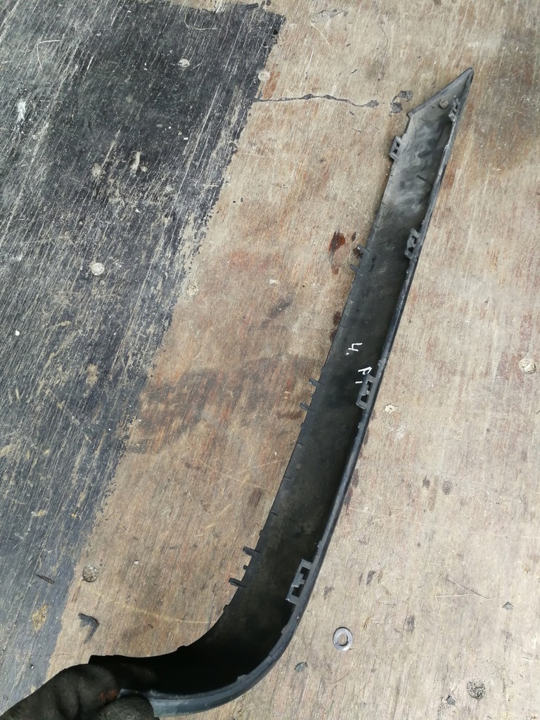 фото №5, Молдинг бампера правый задняя широкая лампа bmw e30