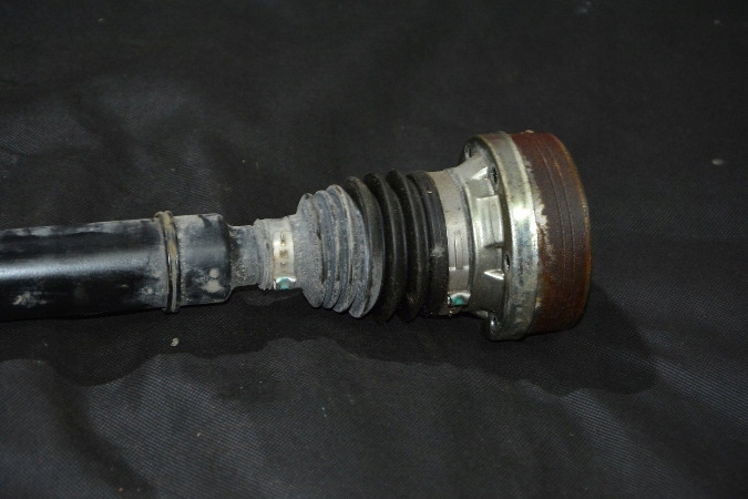 фото №2, Привідний вал права vw passat b8 3q0407272al