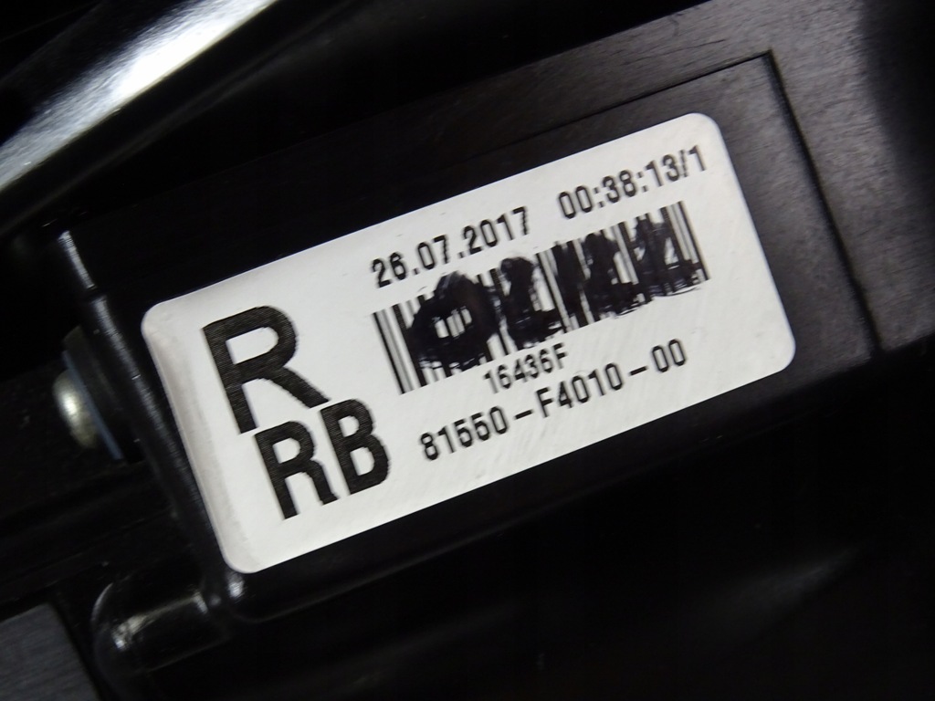 фото №16, Toyota c-hr chr лампа задняя правая 81550-f4010-00