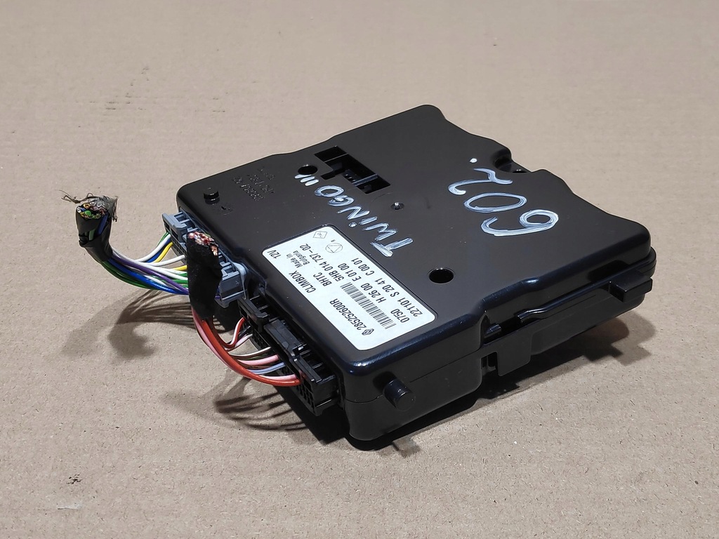 фото №4, Модуль блок управления renault twingo iii 285252600r