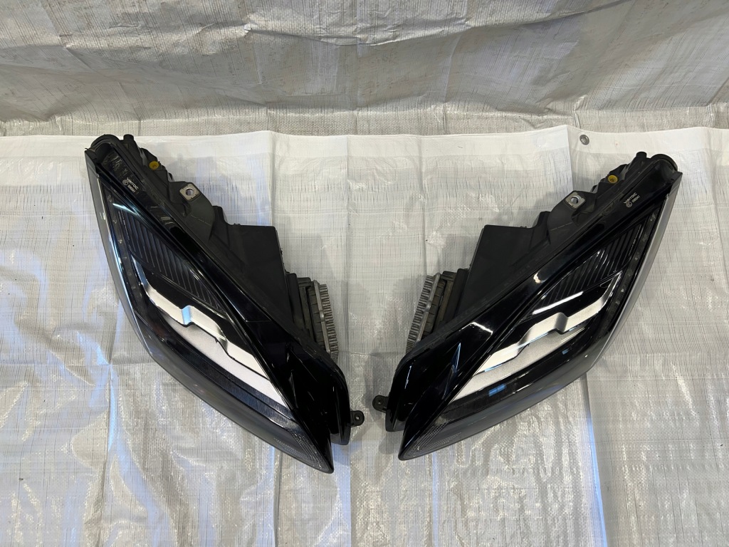 Перед капот крила лампи jaguar e-pace r-dynamic Оригінал