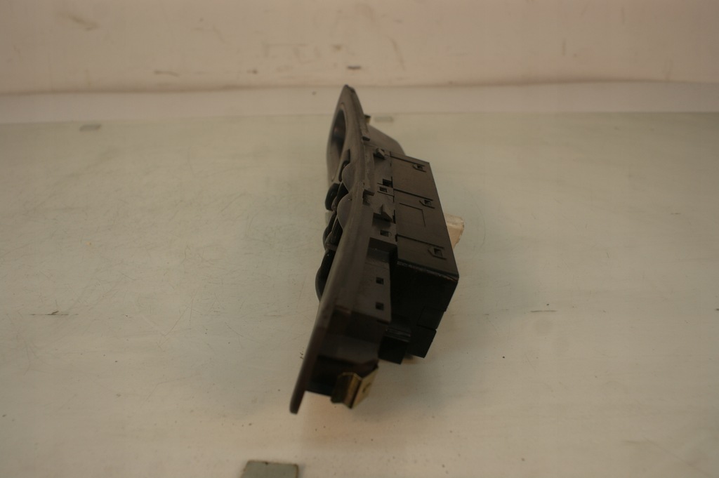 фото №6, Перемикач вікон панель лівий перед hyundai sonata