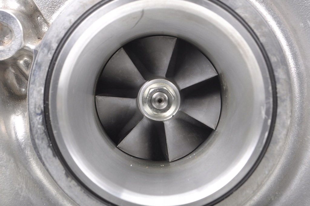 фото №8, Aston martin db11 5.2 v12 турбина hy53-9g438-bb