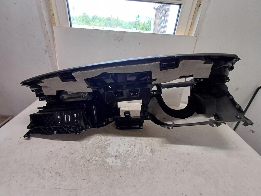 фото №8, Bmw 1 i e87 e81 lift 07- приборная панель консоль