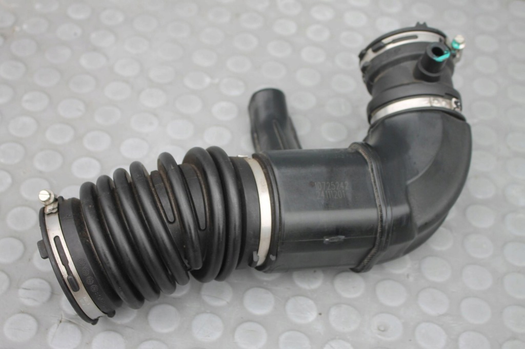 фото №1, Шланг труба повітря turbo повітрозабірник 10725242 mg hs ii 1.5 turbo 24-