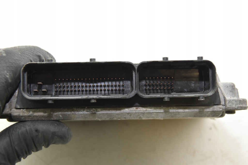 фото №4, Opel astra g блок керування 1.7td 90589736 0281001670