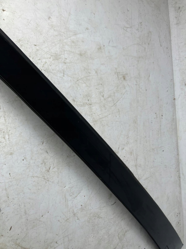 фото №3, Молдинг дахова права tesla model s