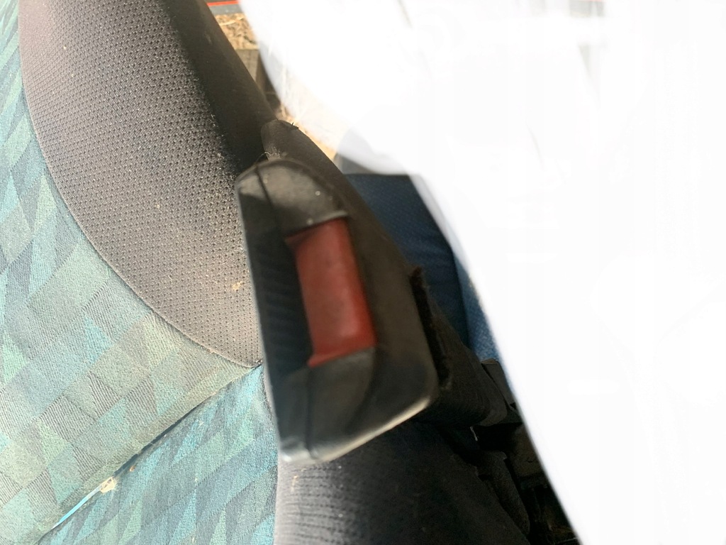 фото №10, Клипса натяжитель поперечина безопасности левая astra g