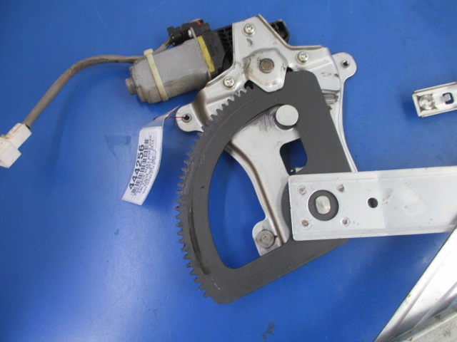 Zaz forza підйомник скло перед правий 2pin Оригінал