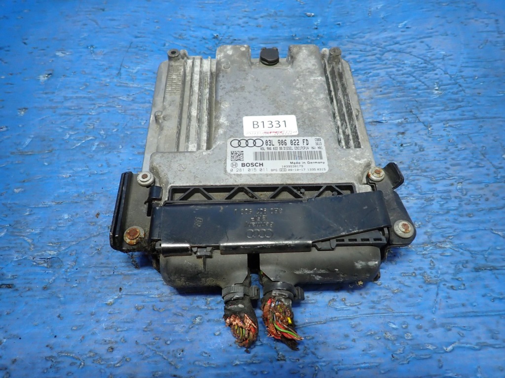 фото №1, Бортовий комп'ютер двигуна audi 03l906022fd