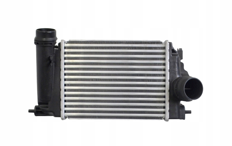 Купити Інтеркулер nissan qashqai j11 1.6 2014 -