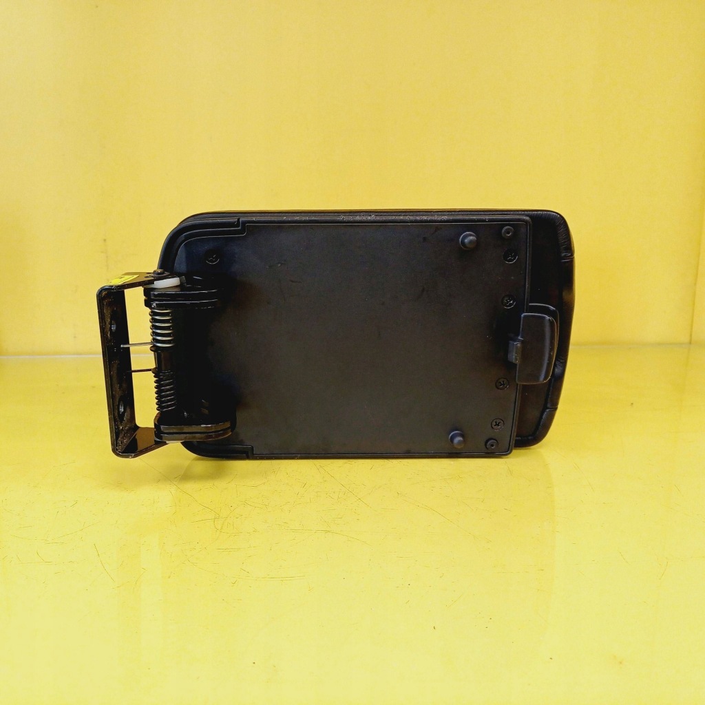 Купить Подлокотник бардачок кожаный hyundai i30 1.6 nr3