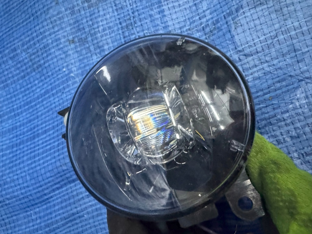 фото №12, Противотуманная фара лампа противотуманная renault captur i lift 261555538r