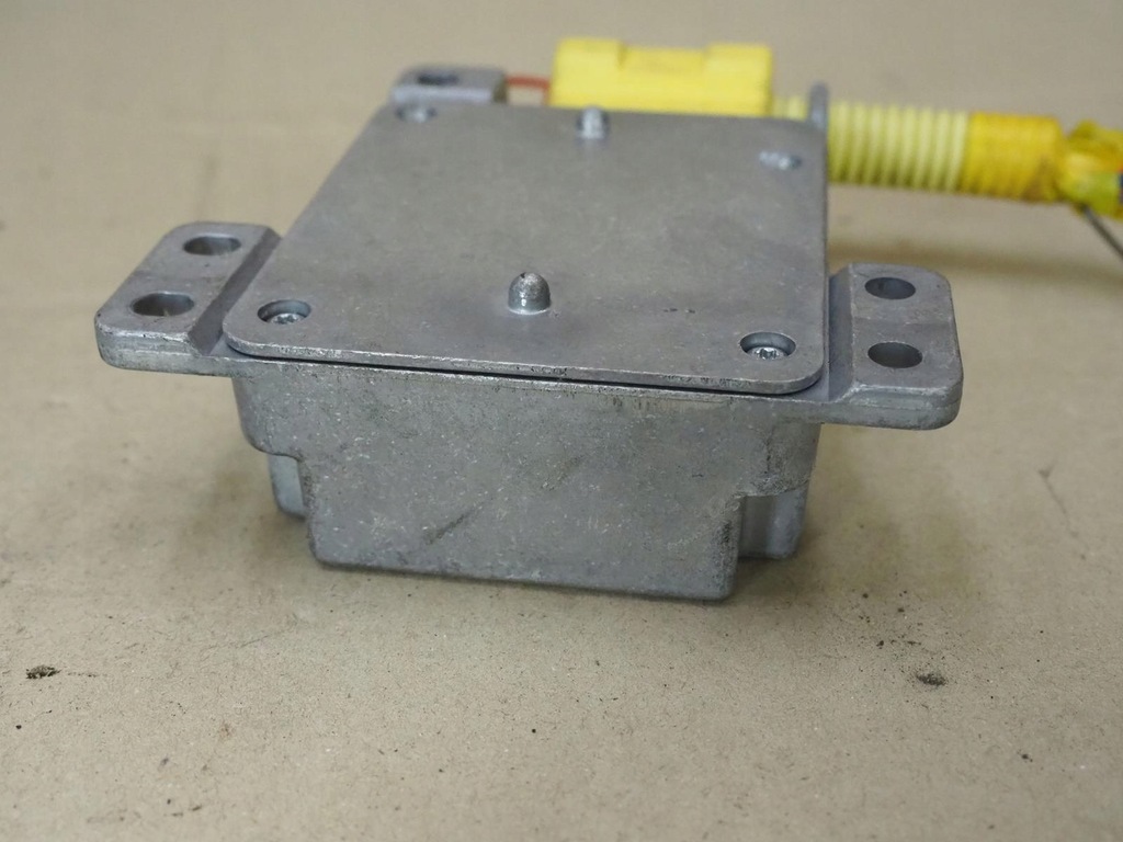 фото №9, Датчик подушка безопасности isuzu trooper 8093526990