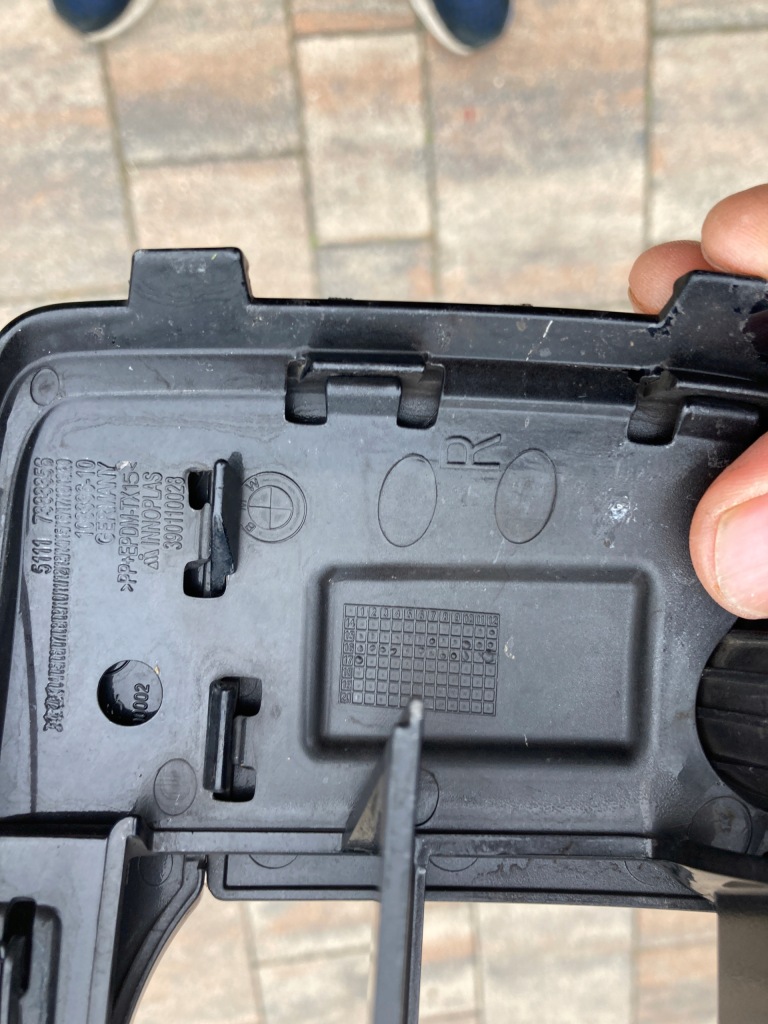 Bmw x1 f48 решётка бампера правая передняя pdc Киев