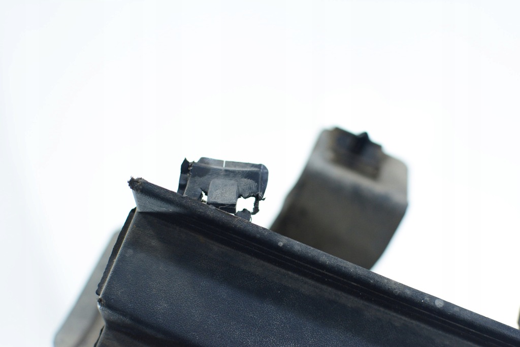 фото №6, Chrysler town country v молдинг порог левая