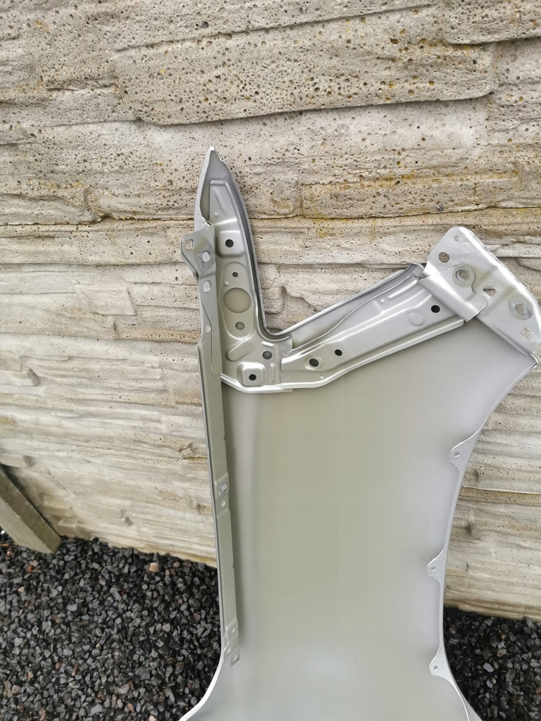 фото №10, Toyota land cruiser v8 крыло перед