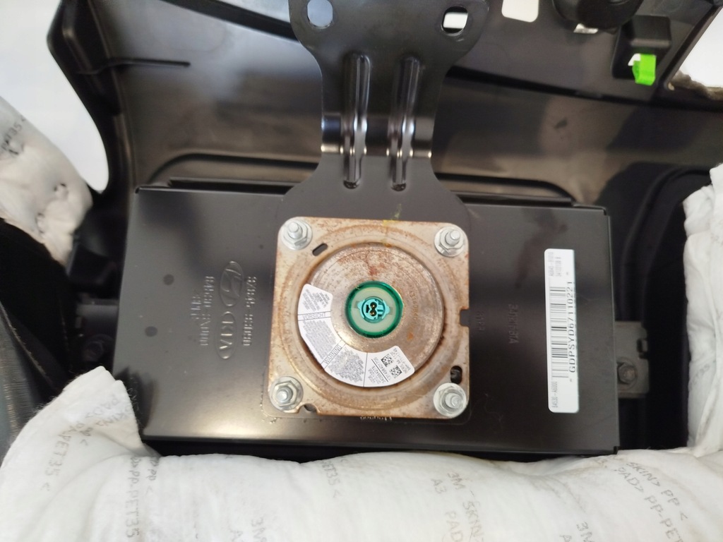 фото №12, Панель приладів панель приладів консоль подушки безпеки ремені подушка безпеки hyundai i30 ii