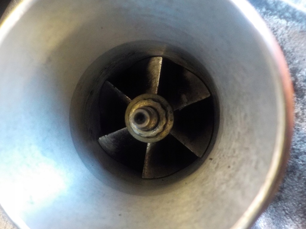 фото №5, Jaguar s-type xf 2.7 d 10r 207km 276dt турбіна права 4r8q-6k682-al