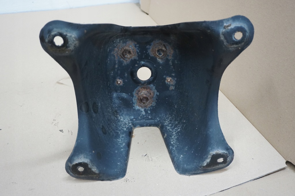 фото №6, Suzuki grand vitara ii кронштейн кронштейн колеса запасного 08r