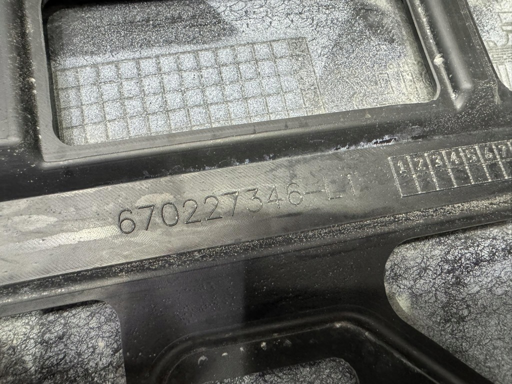Накладка  накладка порога  левая maserati granturismo m189 670227346 Доставка
