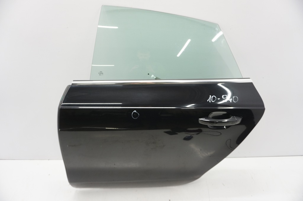 фото №1, Audi a7 4g дверь левый задняя задние lz9y