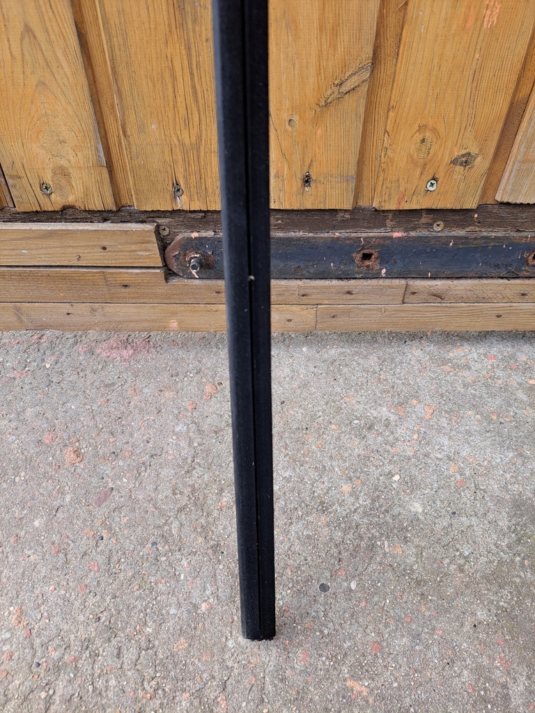 фото №1, Prius 4 молдинг ущільнювач двері передні ліва