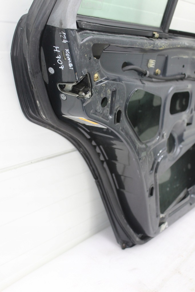 фото №14, Mercedes w124 дверь левый задняя левая задние kombi