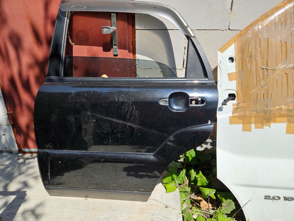 фото №8, Двері ліва передні kia sportage ii w колір чорні