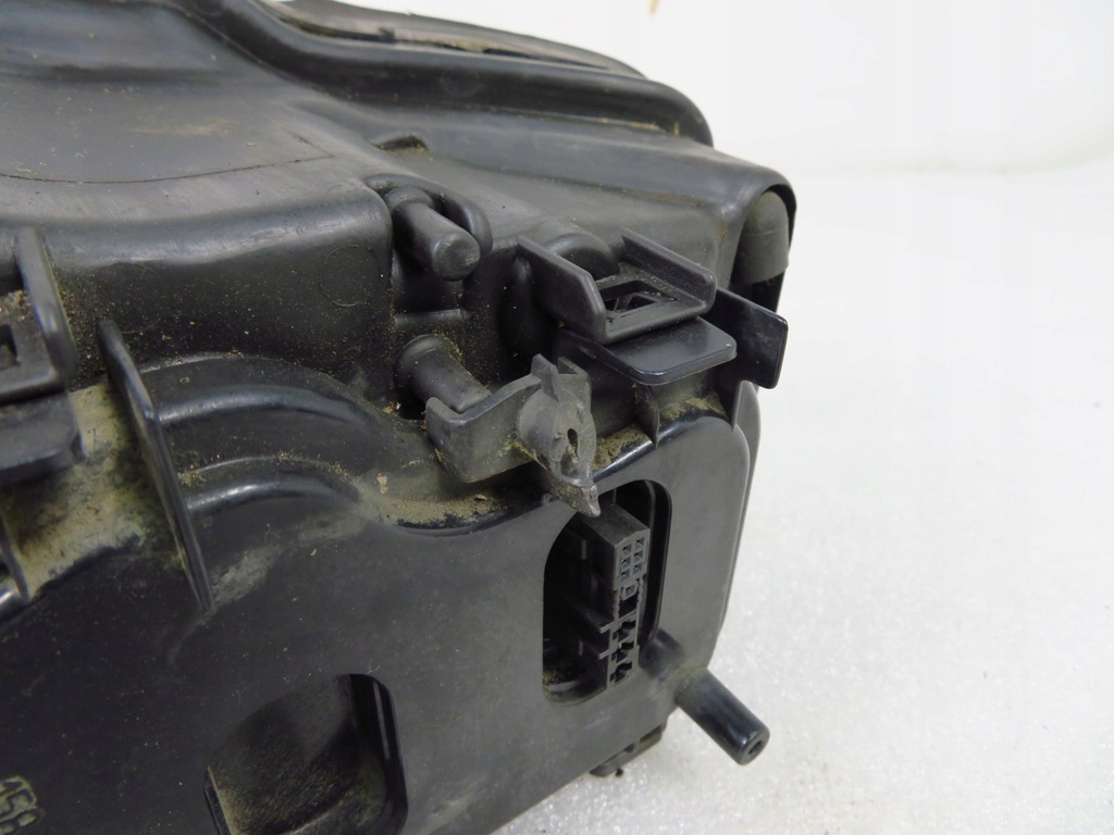 фото №6, Лампа права передня audi a8 d3 bixenon 5811800 5dv00829000