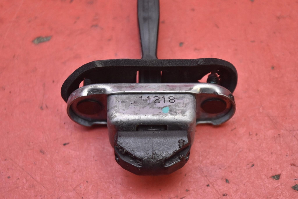 фото №6, Обмежувач двері правий задня dacia spring 21-