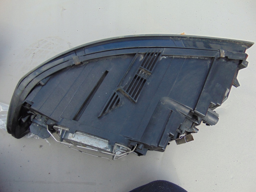 фото №12, Лампа правая перед передняя ксенон volvo v50 lift europa