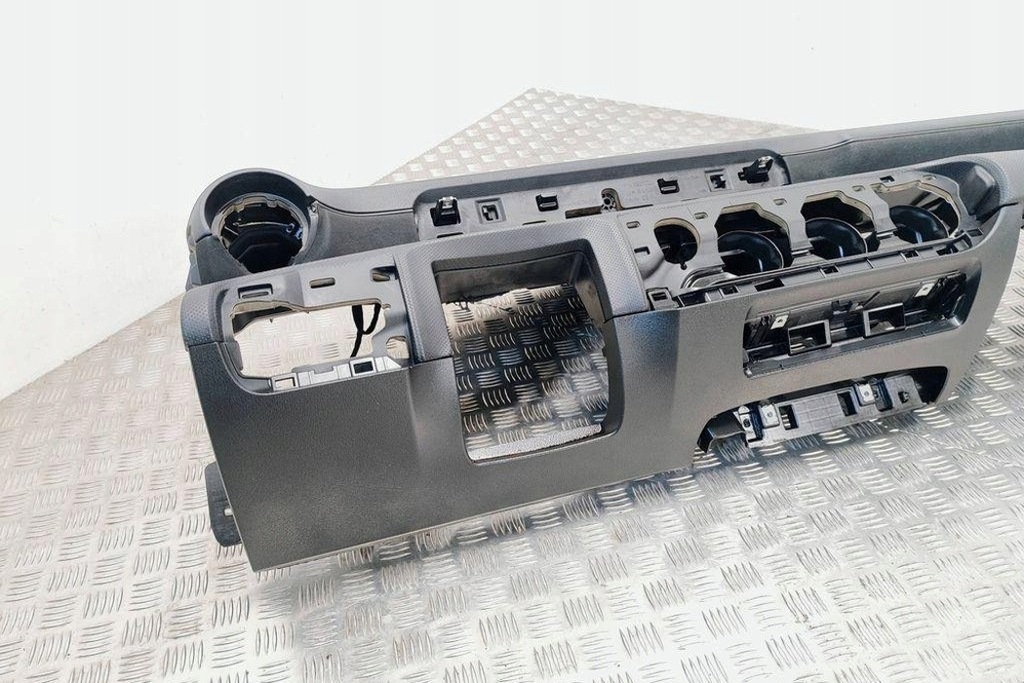 фото №15, Панель приладів приладова, панель приладів mercedes-benz a1778602601 1.95l дизель 2019