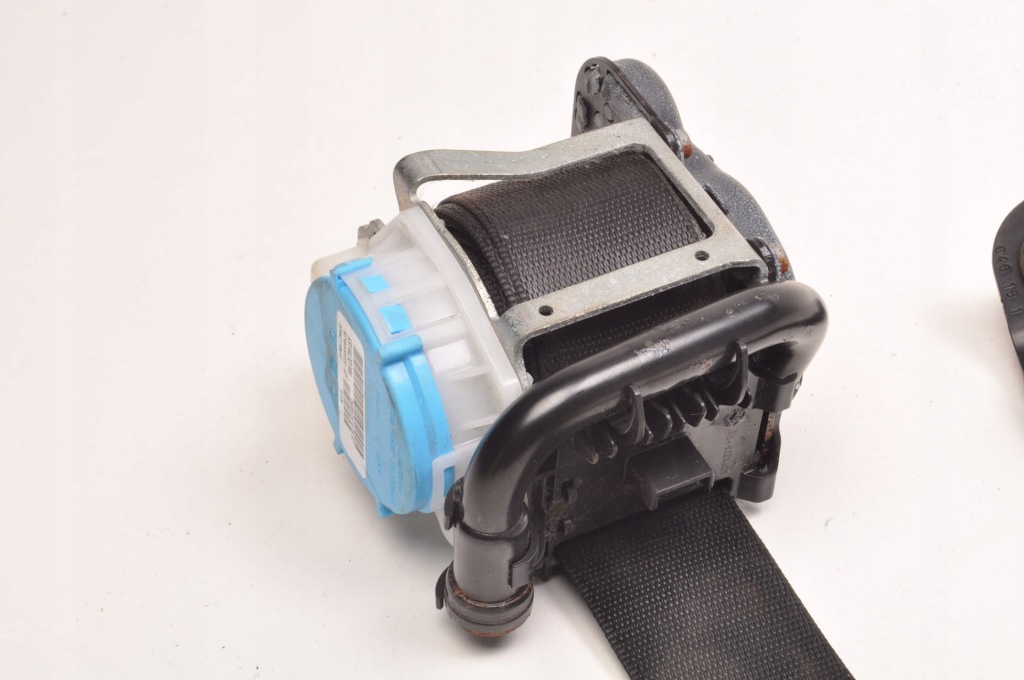 Mercedes gla w156 ремень безопасности левый перед a1768602185 с Разборки