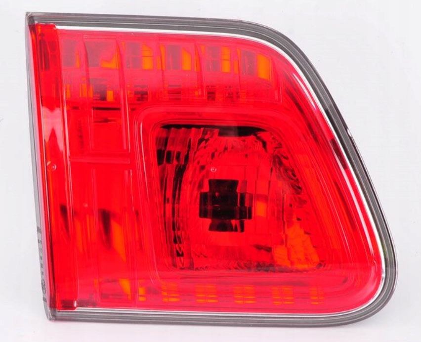 фото №1, Лампа задняя левая toyota avensis t27 08-12 kombi