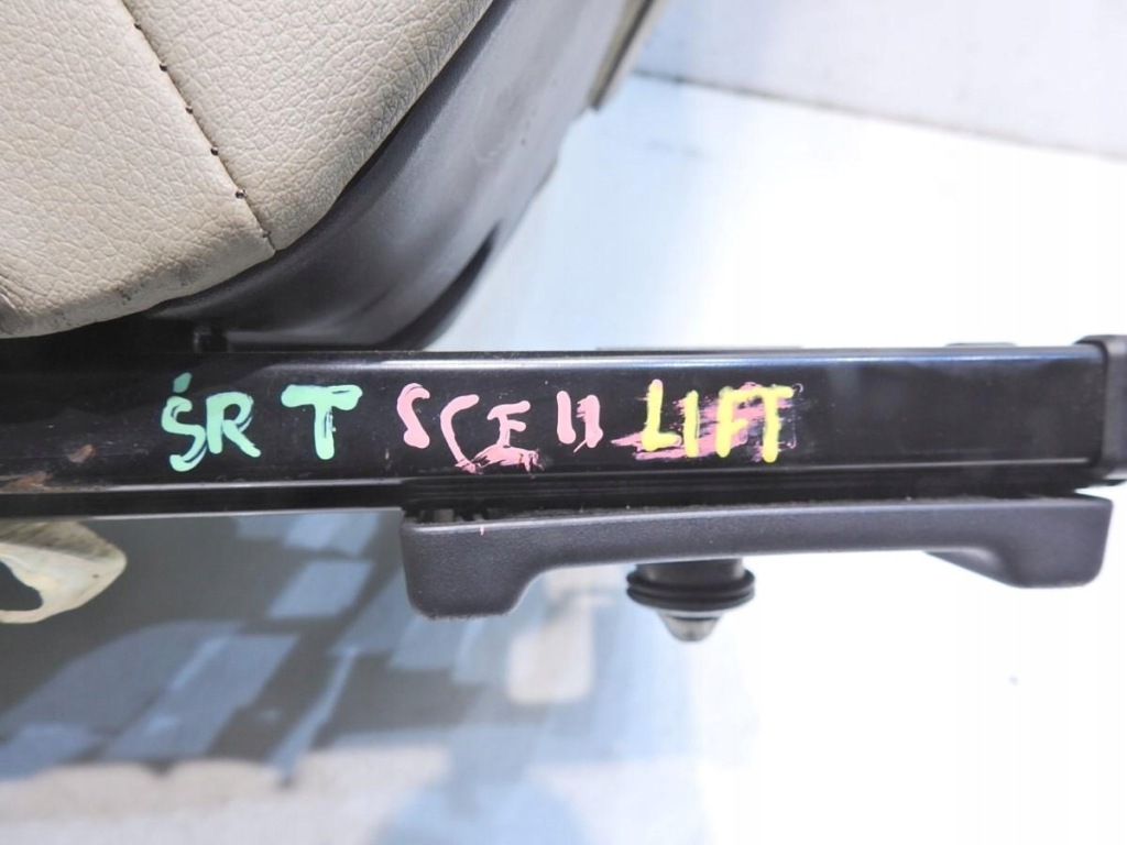 фото №2, Сидіння середній задня renault scenic ii lift