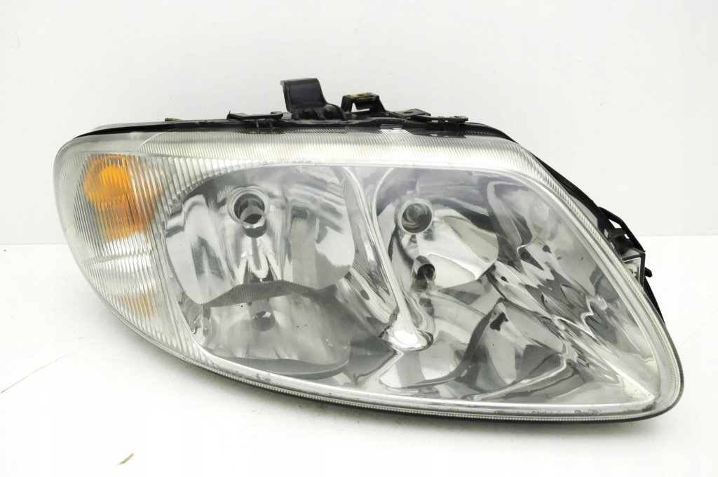 фото №1, Chrysler voyager grand 01-05 фара правый eu