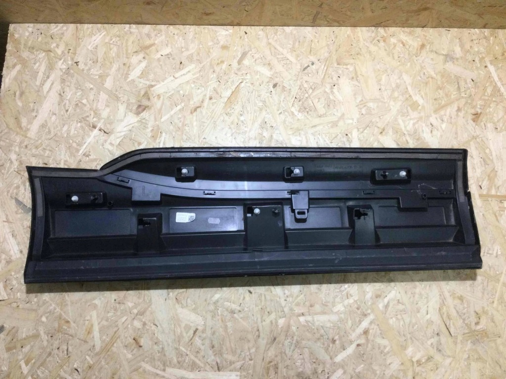 фото №6, Audi q7 4m 2019 задня сторона ліва накладки